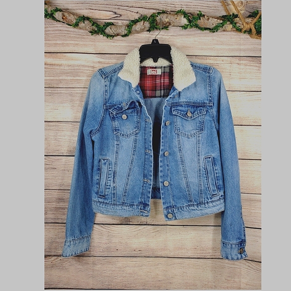 lei Jackets & Blazers - 🎁L.E.I denim jacket